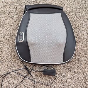 LIKE NEW BackPlus Shiatsu heated back and foot massager